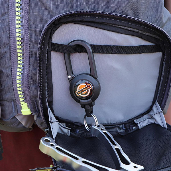 YakAttack Single Attachment Clip-On Retractor
